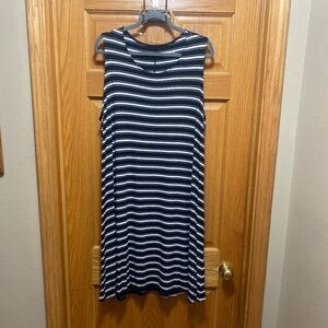 Ava & Viv Casual Sleeveless Midi Swing Dress